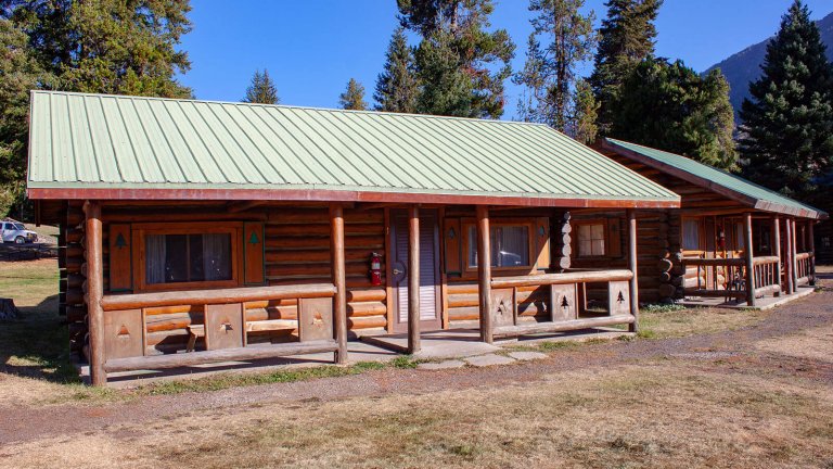Stay at Amazing Wyoming Cabin Rentals